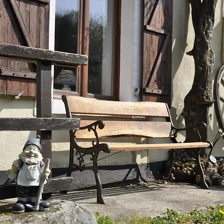 Hébergement de vacances Les Glycines - La Roche - Heated Swimming Pool - Garden - Fenced Garden For Dogs *