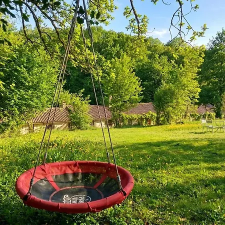 Les Glycines - La Roche - Shared Solar Heated Pool - Garden - Fenced Garden For Dogs * Vernoux-en-Gâtine